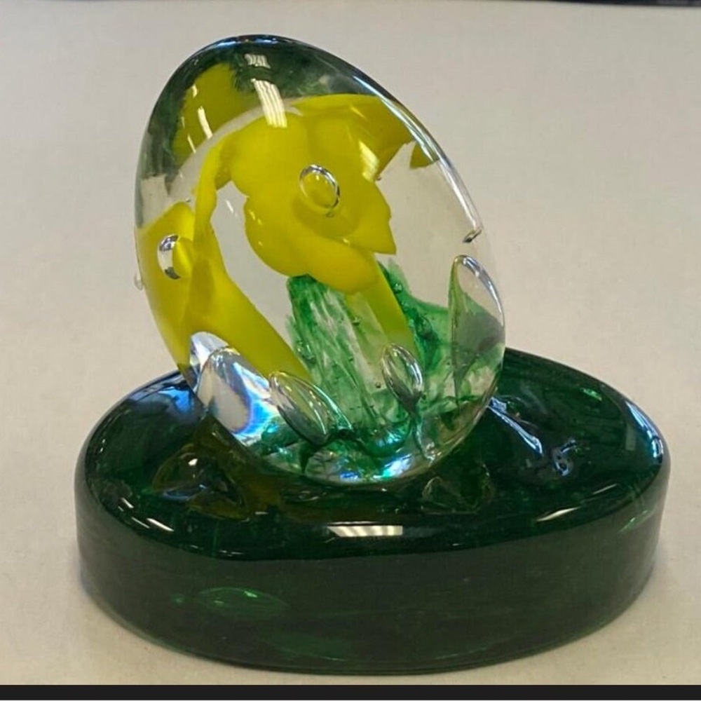 1972 Joe St Clair Yellow Egg Shape Paperweight Trumpet Flower Bubbles